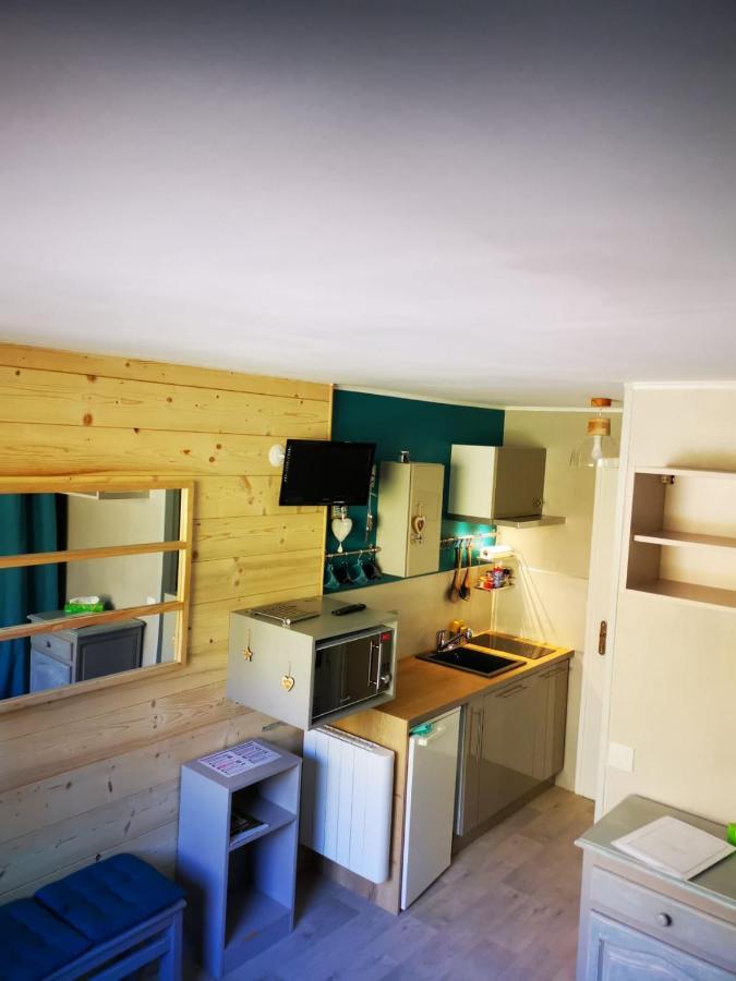 Studio chaleureux à LANSLEVILLARD VAL CENIS 2 pers + 1 enfant Extérieur photo