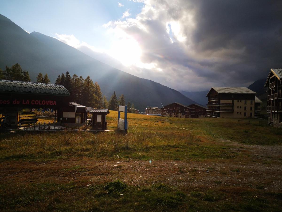 Studio chaleureux à LANSLEVILLARD VAL CENIS 2 pers + 1 enfant Extérieur photo